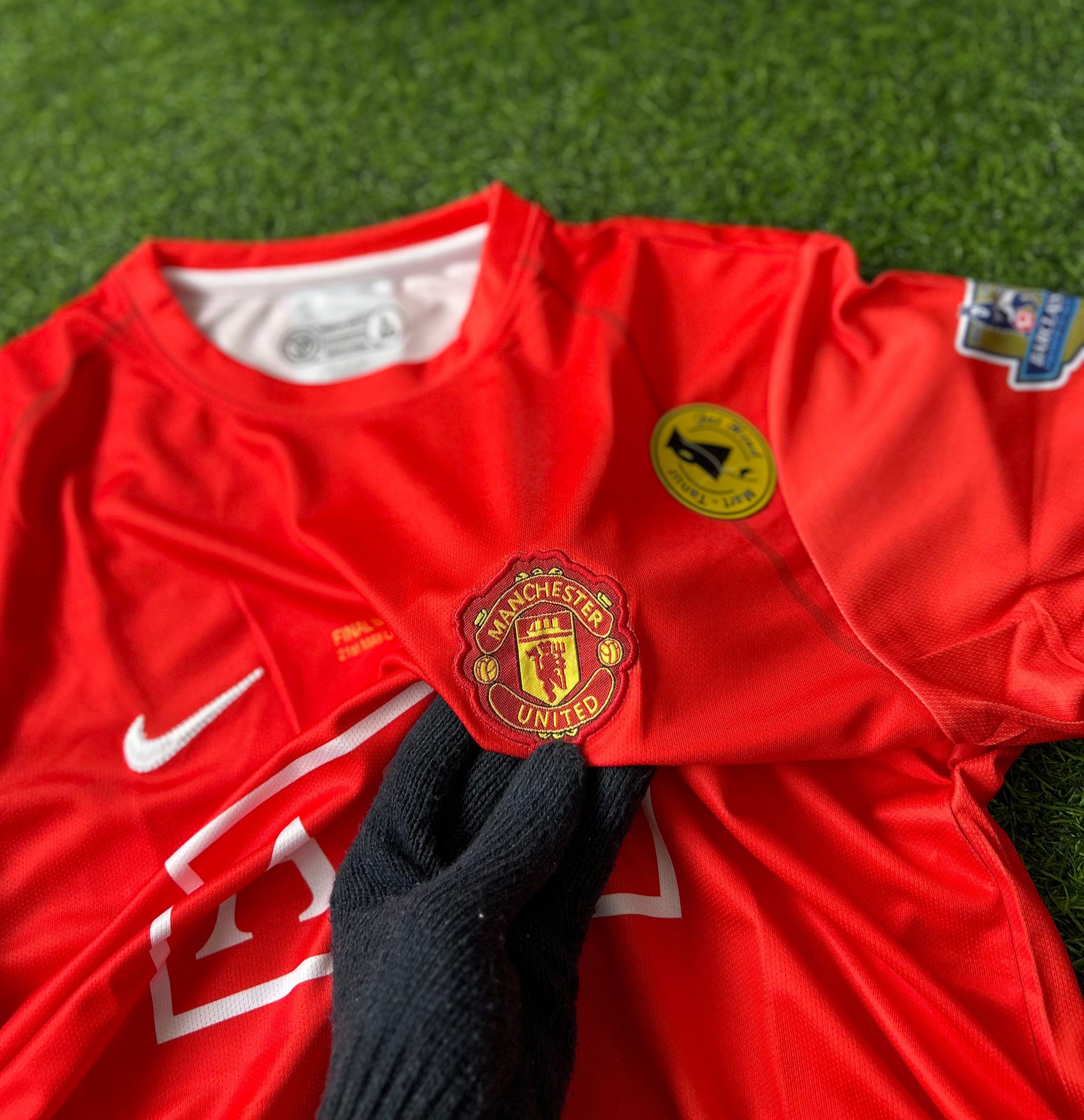 MAN UNITED 2007-08 HOME KIT, HALFSLEEVE EMBROIDERY