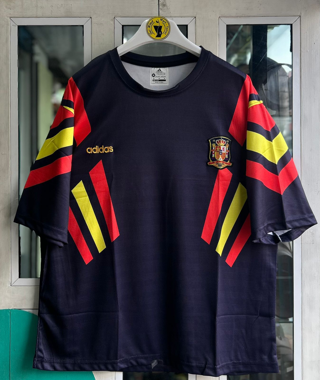 SPAIN VINTAGE SPECIAL EDITION. FIVESLEEVE EMBROIDERY