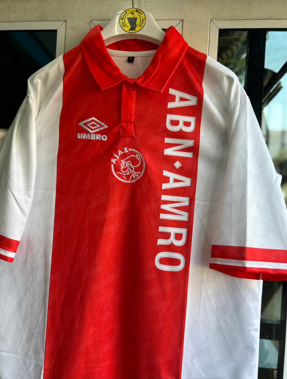 AJAX 1993-94 HOME KIT. FIVESLEEVE POLO EMBROIDERY