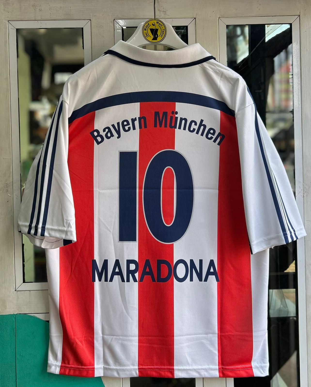 Bayern München 2000-2001 Home Jersey
